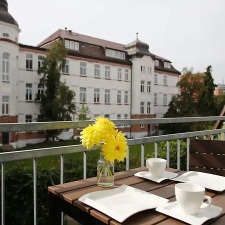 Ostseekrabbe - Ferienwohnungen Ruhig Zentral Rostock Bagian luar foto
